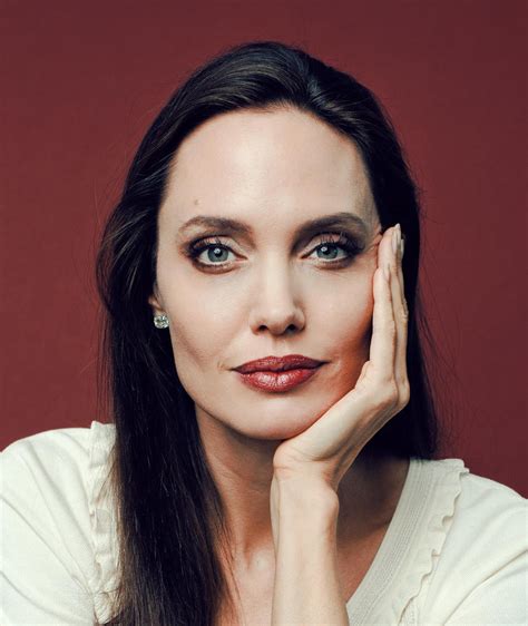 abxglina|angelina jolie latest photos.